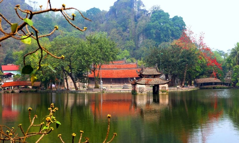 du lịch chùa thầy - Hình 1