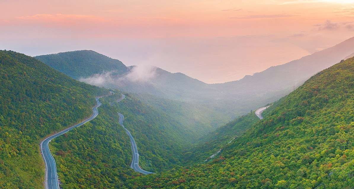 du lịch đèo hải vân - Hình 2