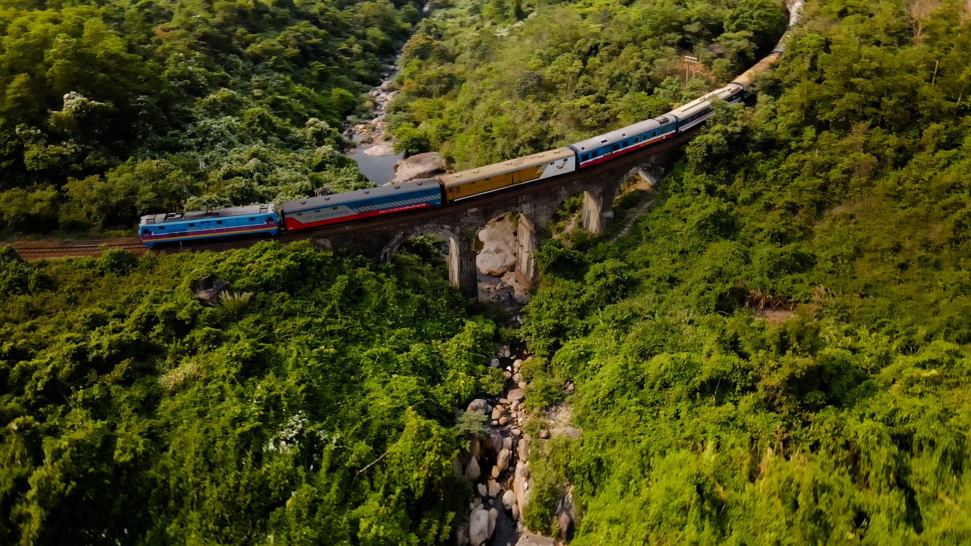 du lịch đèo hải vân - Hình 3