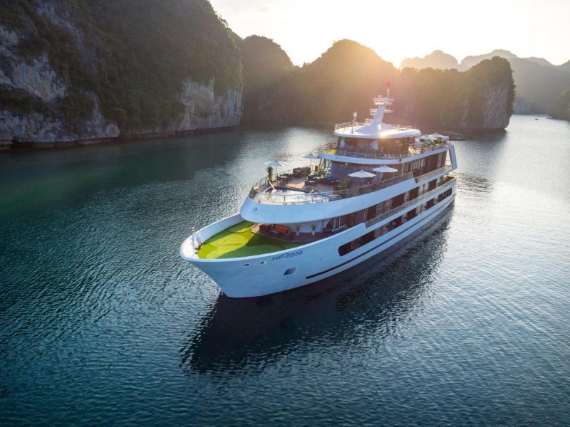 du lịch du thuyền hạ long 2 ngày 1 đêm - Hình 4