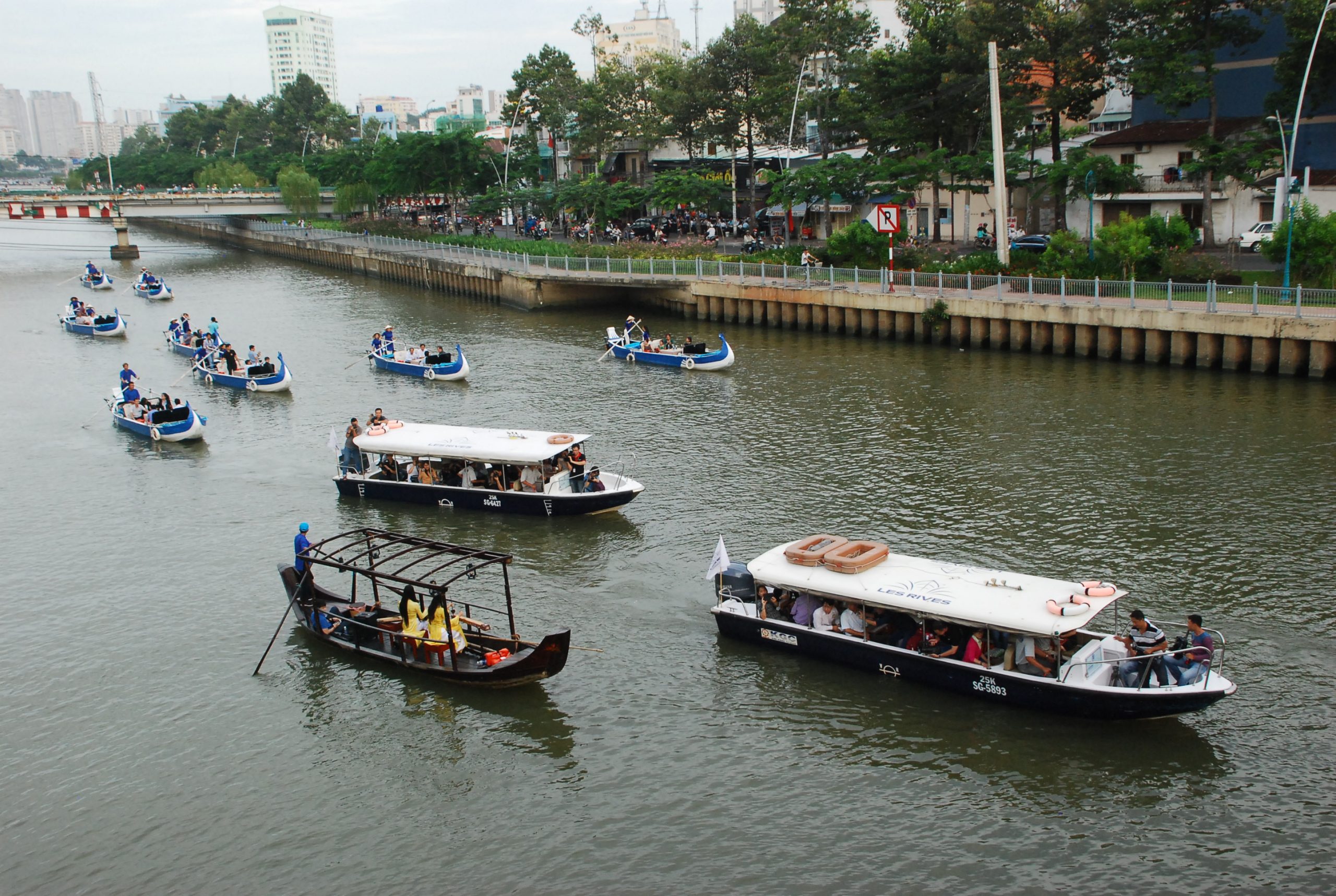 du lịch đường sông - Hình 3