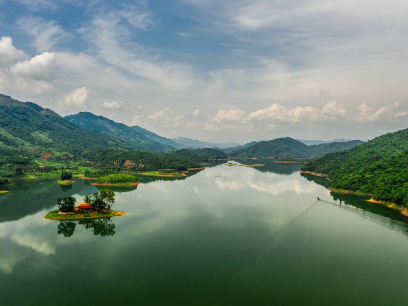 du lịch hồ cấm sơn - Hình 4