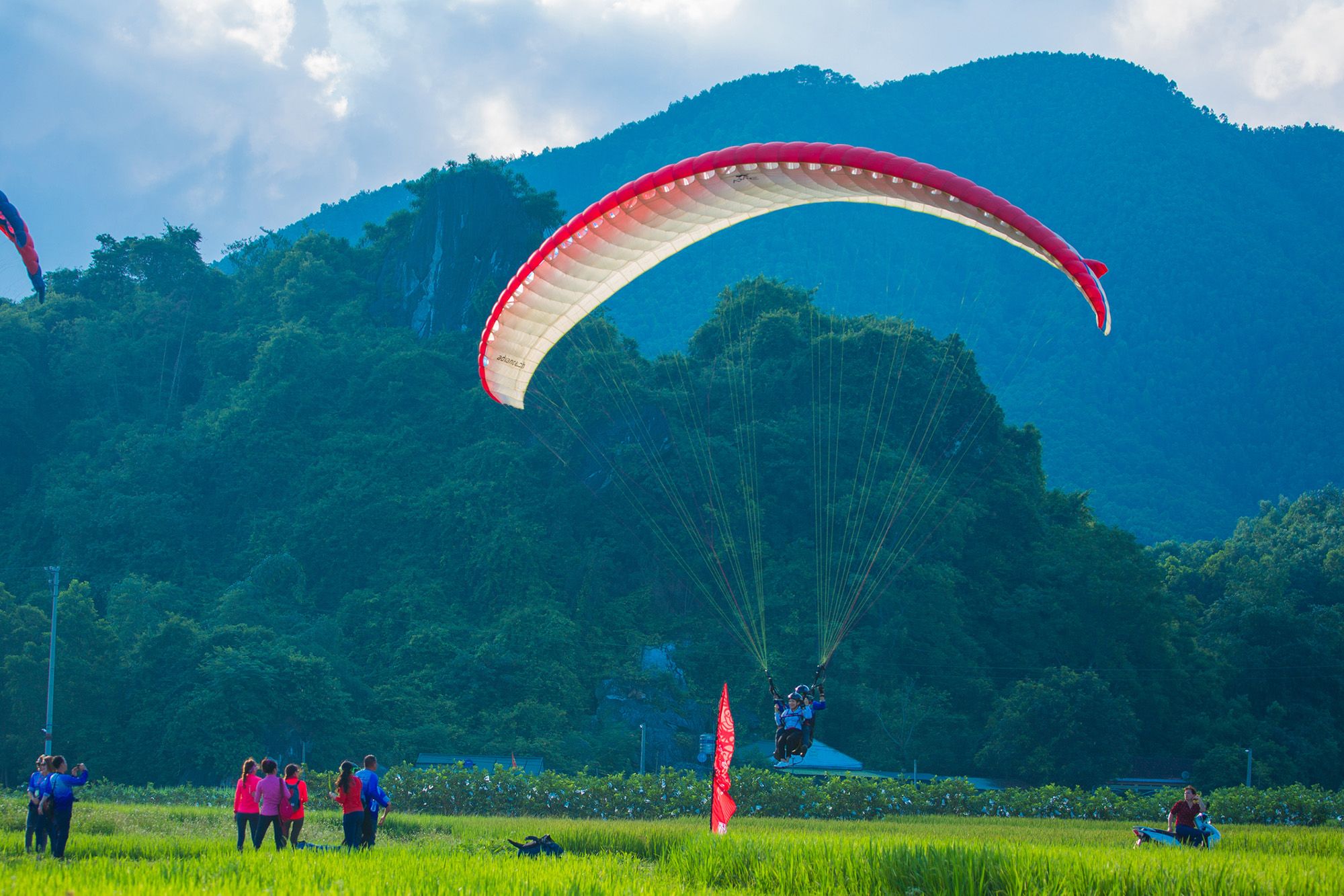 du lịch hoành bồ - Hình 4