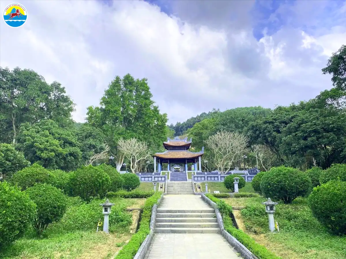 du lịch hương sơn hà tĩnh - Hình 2