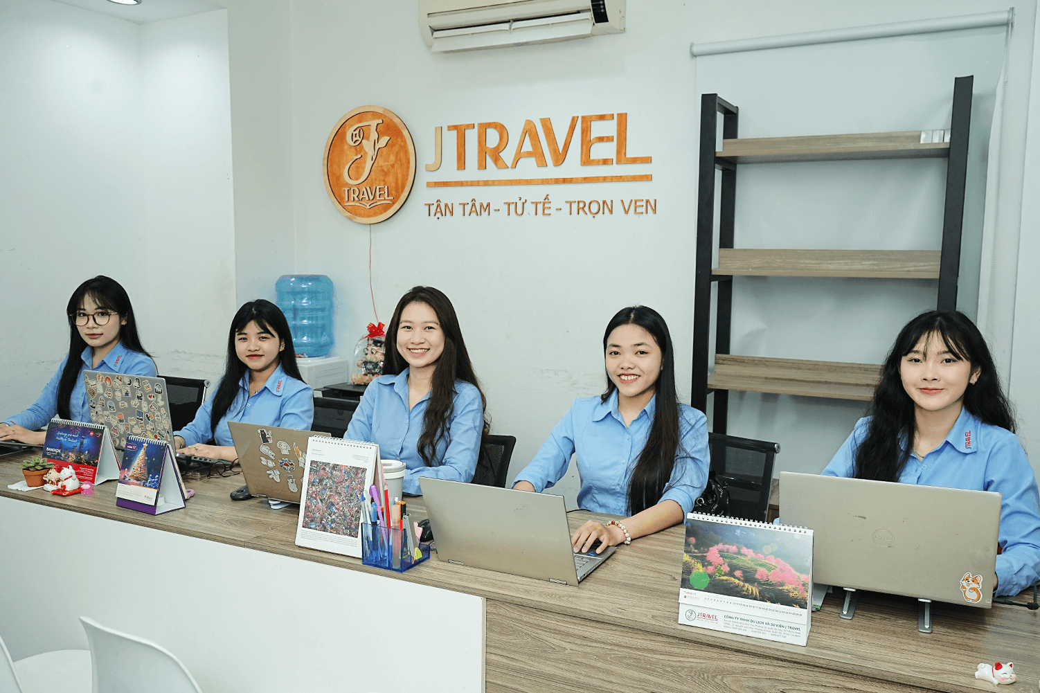 du lịch j travel - Hình 2