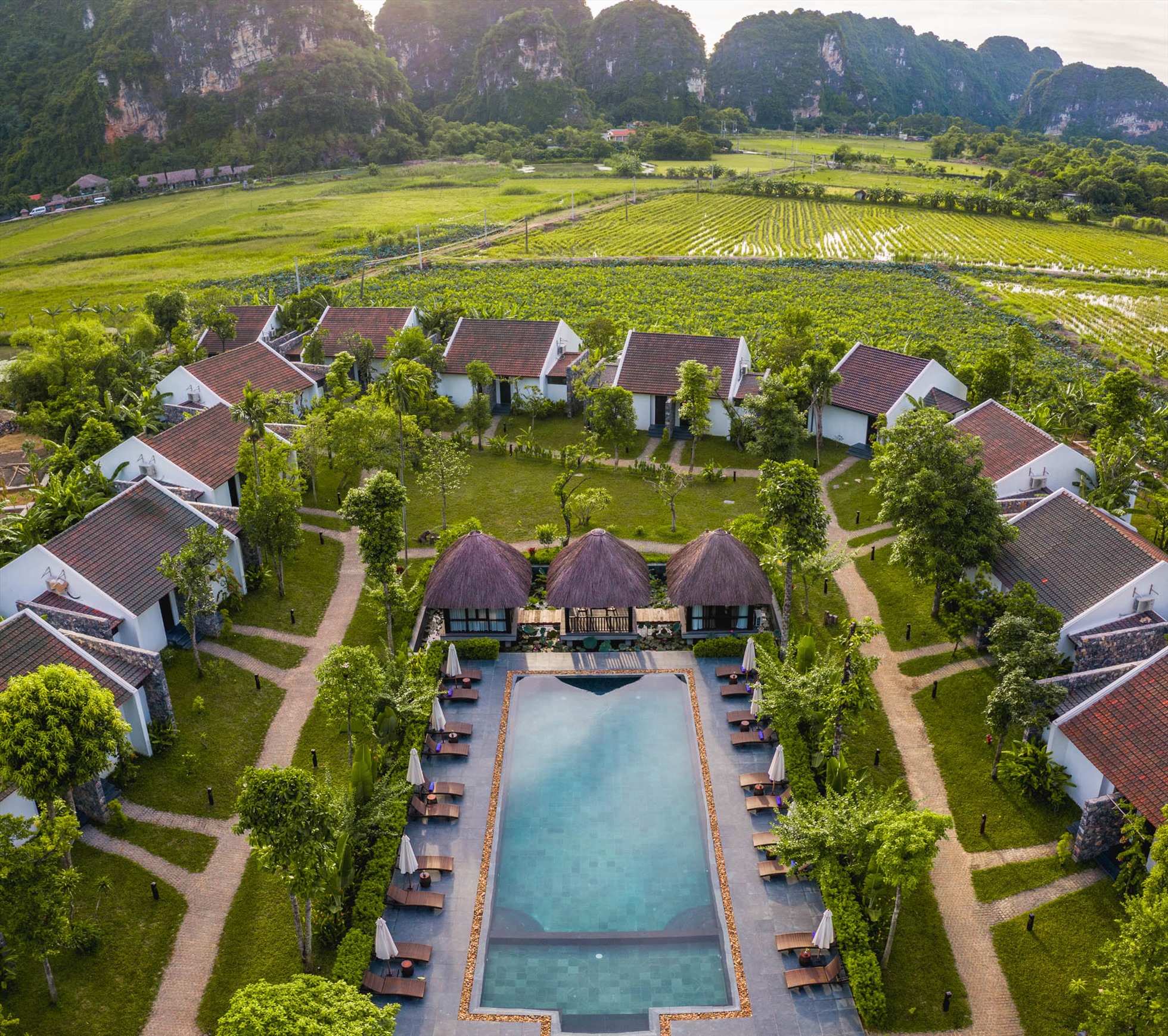 du lịch nghỉ dưỡng ninh bình - Hình 2