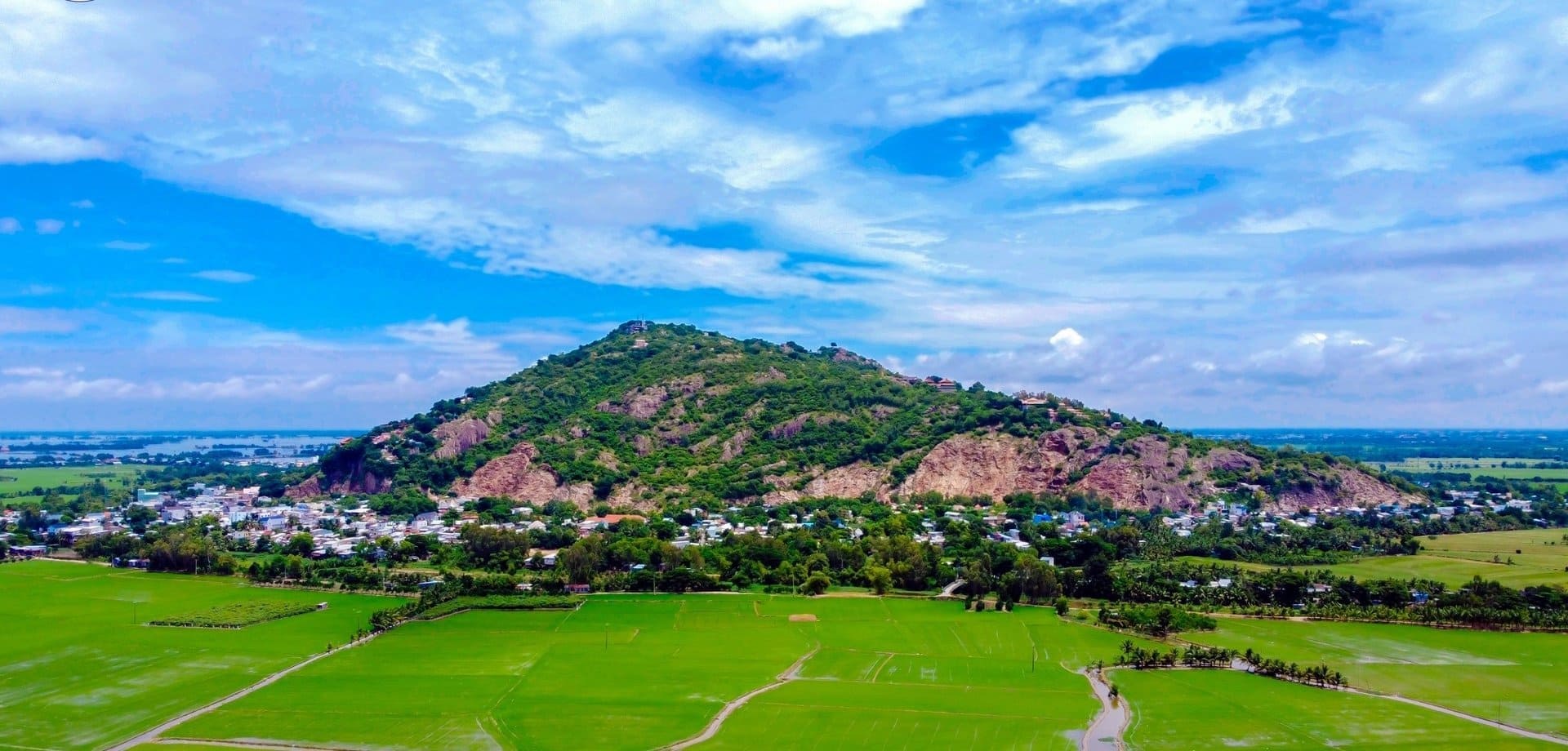 du lịch núi sam - Hình 3