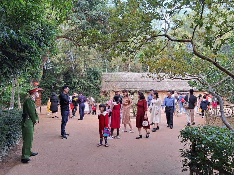 du lịch quê bác - Hình 5