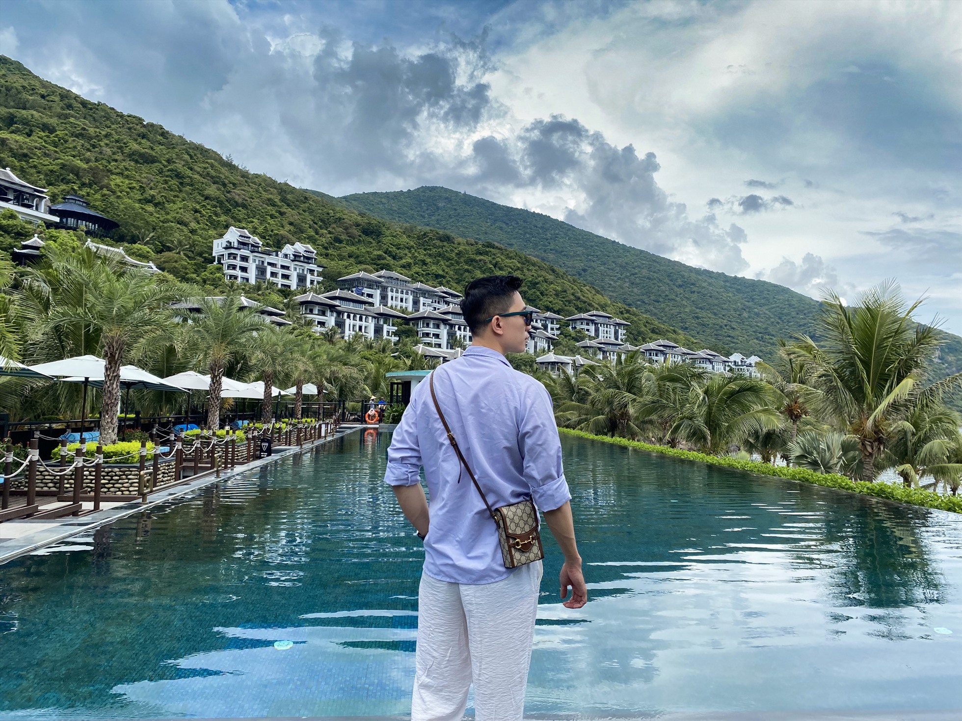 du lịch resort - Hình 2