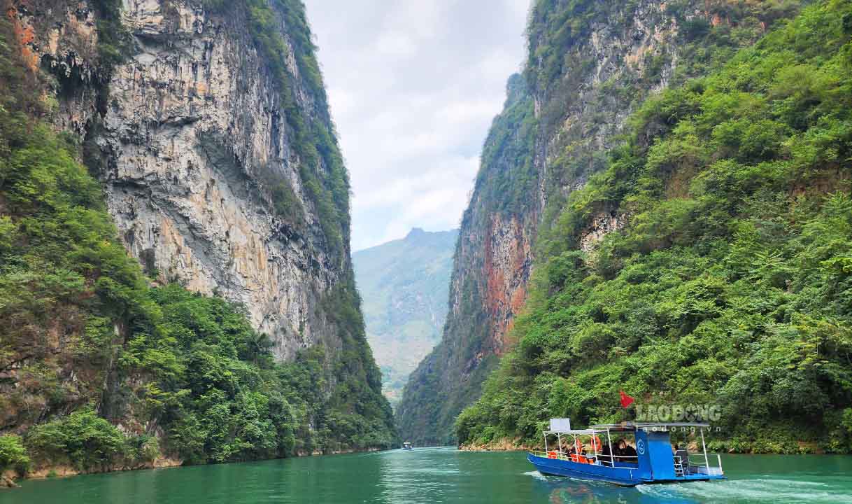 du lịch sông nho quế - Hình 3