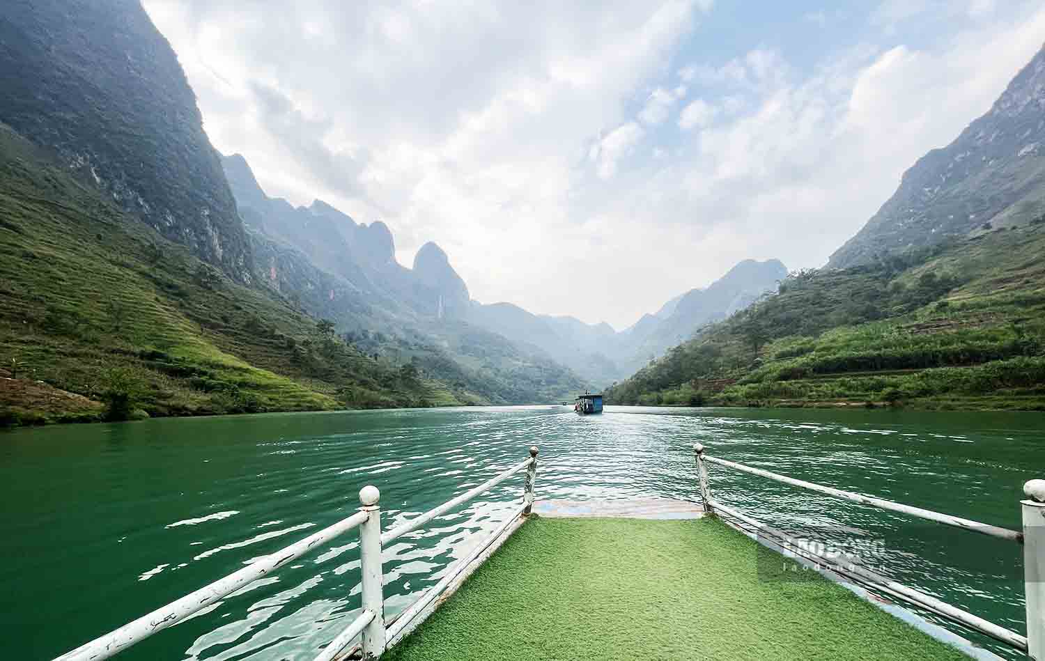 du lịch sông nho quế - Hình 4