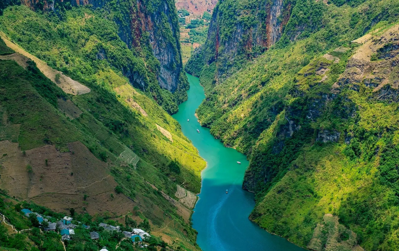 du lịch sông nho quế - Hình 1
