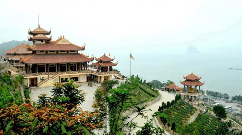 du lịch tâm linh quảng ninh - Hình 3