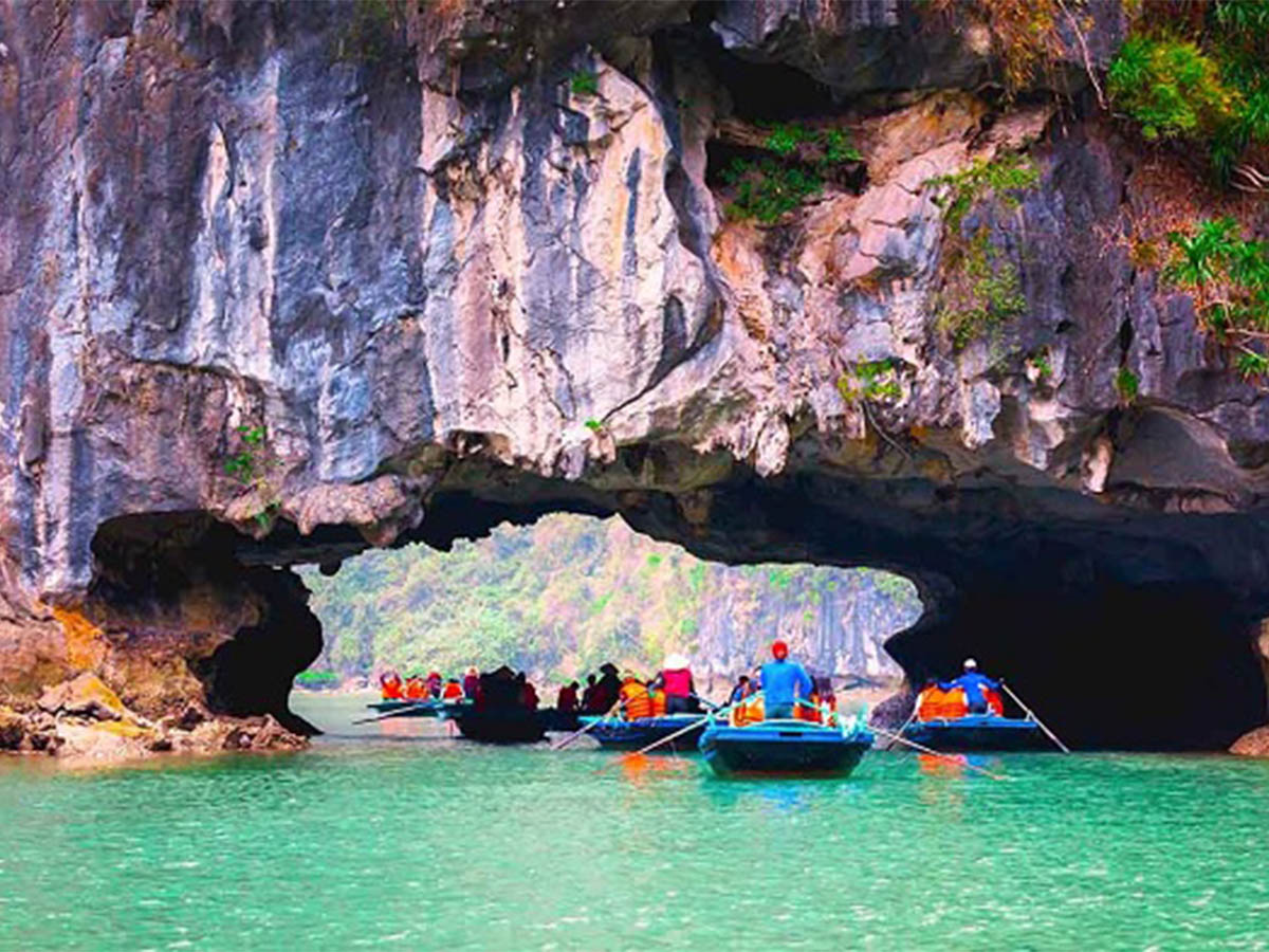 hàng đầu gỗ là địa điểm du lịch nổi tiếng ở đâu - Hình 4