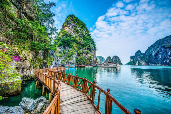 hè này du lịch ở đâu - Hình 2