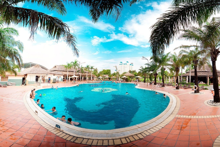 hồ bơi khu du lịch văn thánh - Hình 2