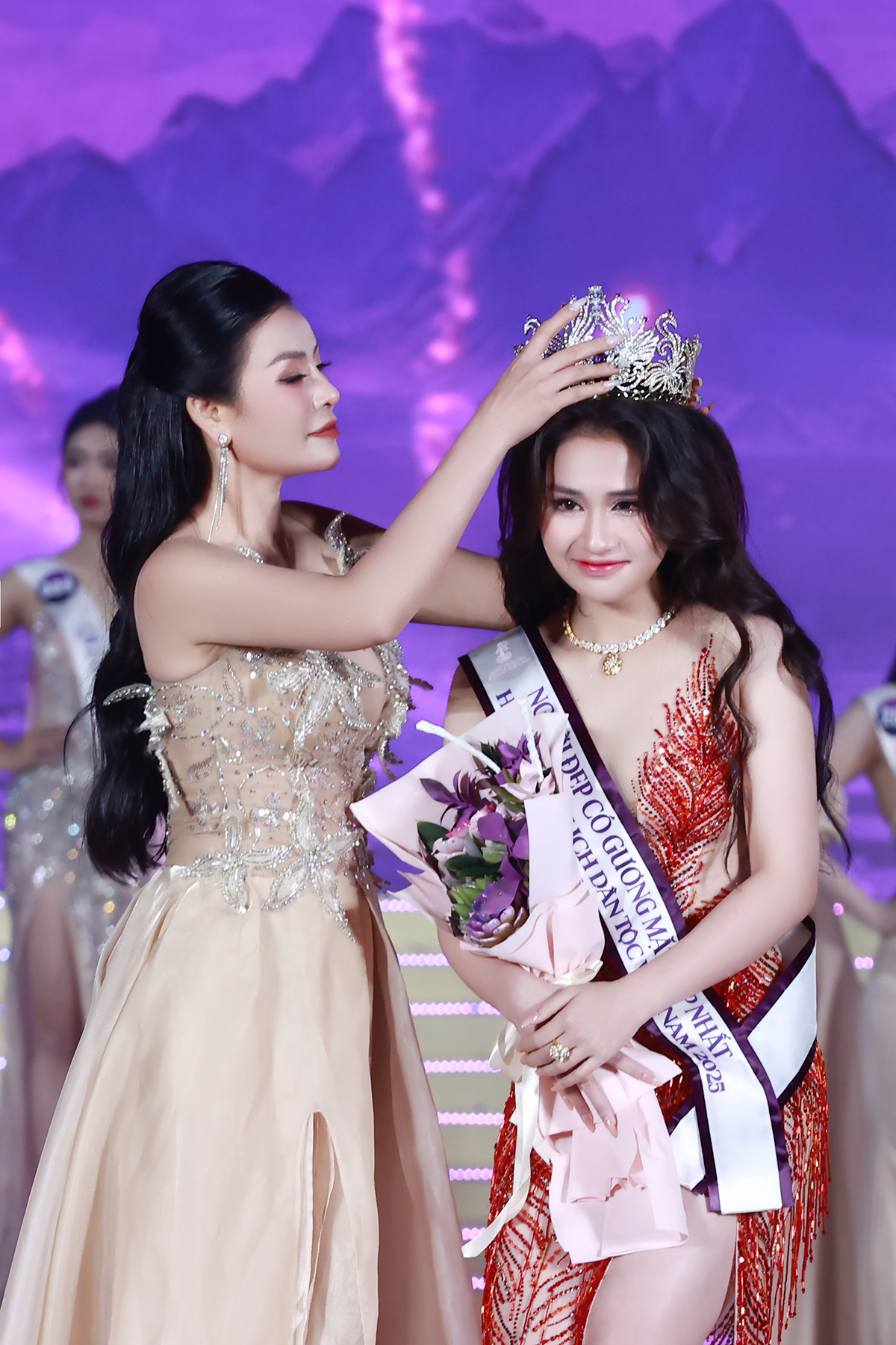 hoa hậu du lịch dân tộc việt nam - Hình 5