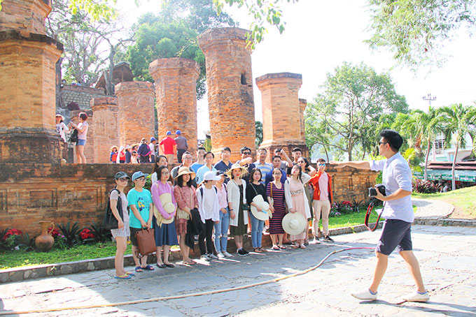 hướng dẫn viên du lịch nha trang - Hình 4