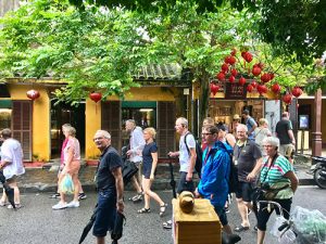 hướng dẫn viên du lịch tự do