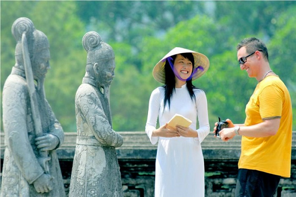 hướng dẫn viên du lịch việt nam - Hình 3