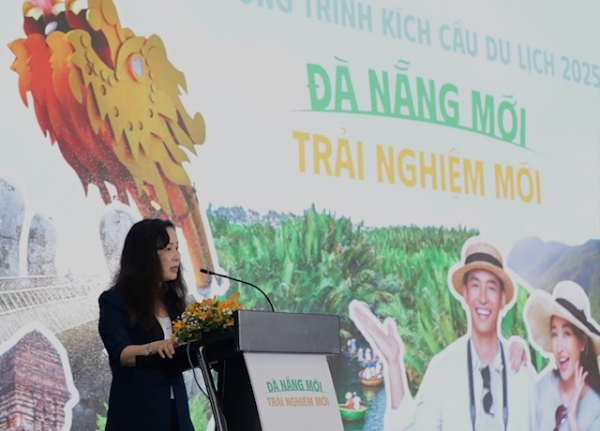 khách du lịch đến đà nẵng 2025 - Hình 2