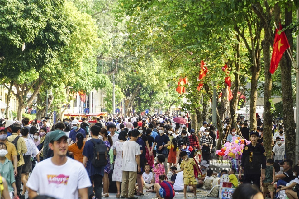 khách du lịch đến hà nội - Hình 4