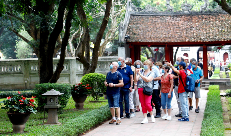 khách du lịch đến hà nội - Hình 5