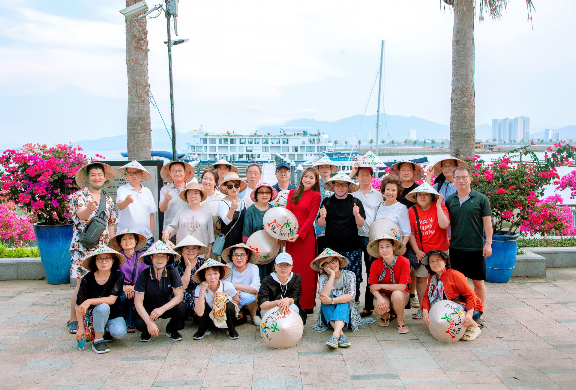 khách du lịch nha trang - Hình 2