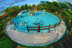 khu du lịch bửu long có hồ bơi không