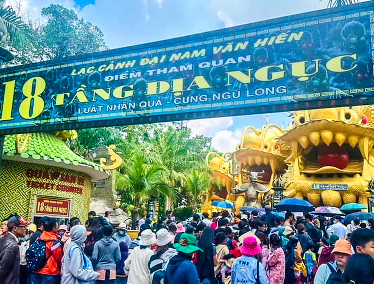 khu du lịch đại nam 18 tầng địa ngục - Hình 2