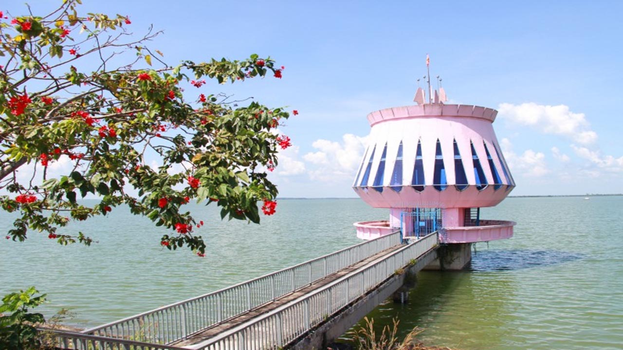 khu du lịch hồ dầu tiếng tây ninh - Hình 5