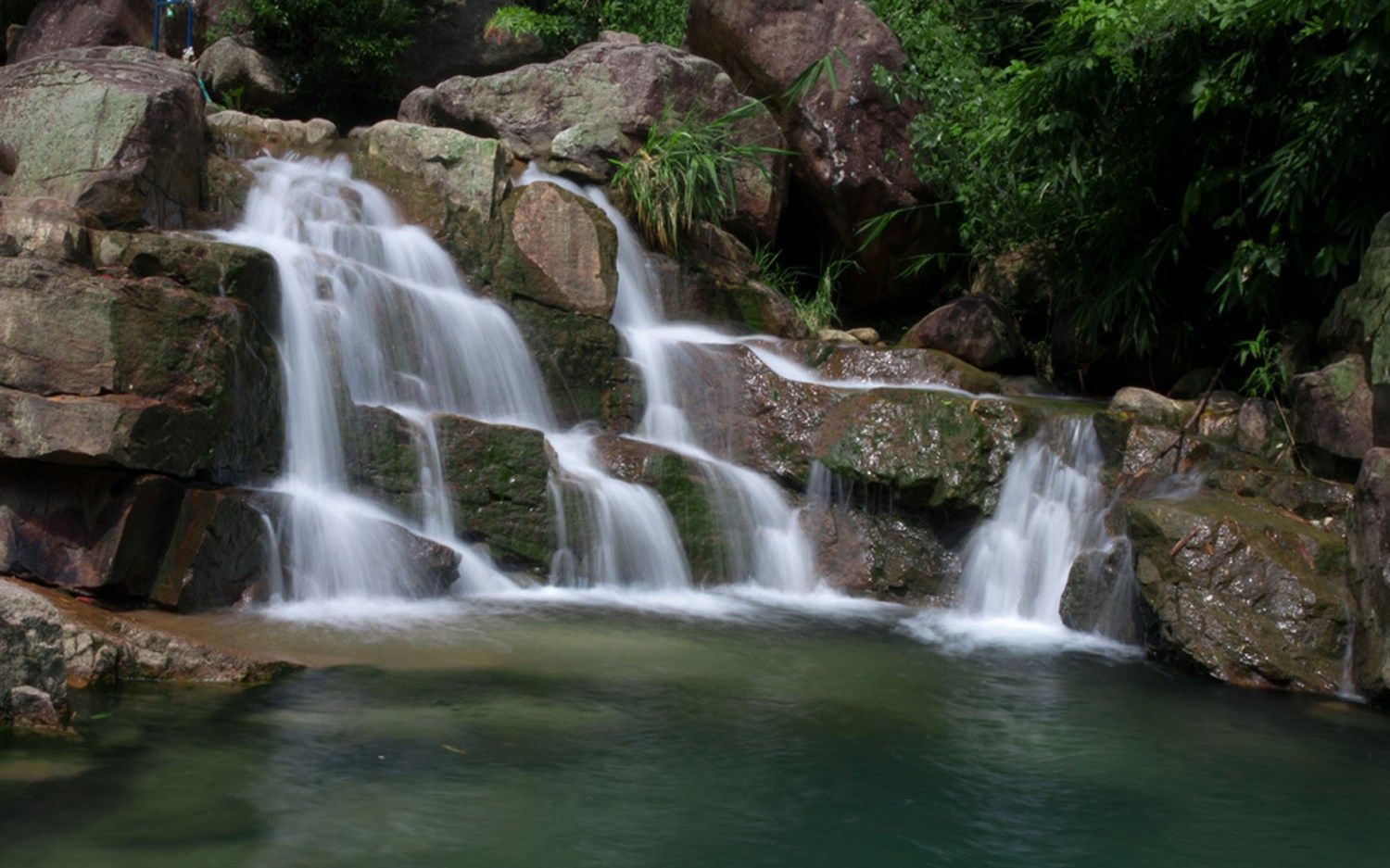 khu du lịch lựng xanh - Hình 2