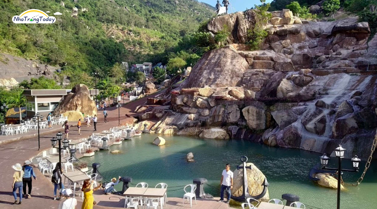 khu du lịch tàu ngầm nha trang - Hình 1