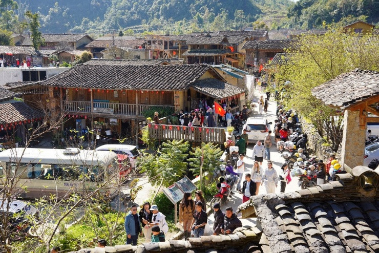 kinh nghiệm du lịch lô lô chải - Hình 3