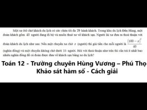 một xe ô tô chở khách du lịch