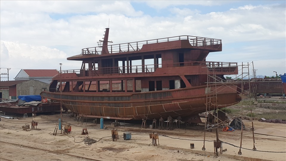 mua bán tàu thuyền du lịch cũ - Hình 5