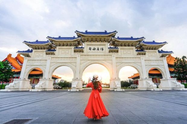 những địa điểm du lịch nước ngoài đẹp - Hình 4