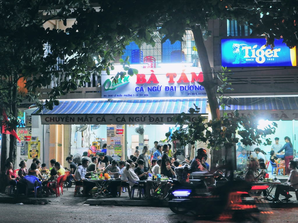 quán ăn bà tám - Hình 2