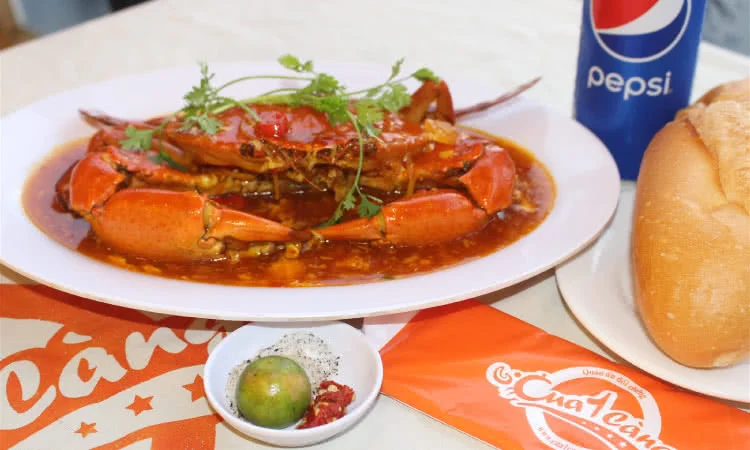 quán ăn đối chứng cua 1 càng phạm văn hai - Hình 5