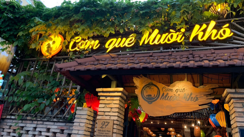 quán ăn mười khó - Hình 1