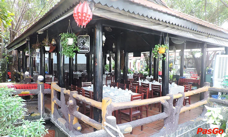 quán ăn những người bạn - Hình 3