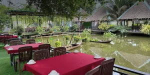 quán ăn ở ao sen