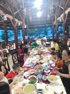 quán ăn ở bãi tắm mỹ khê quãng ngãi