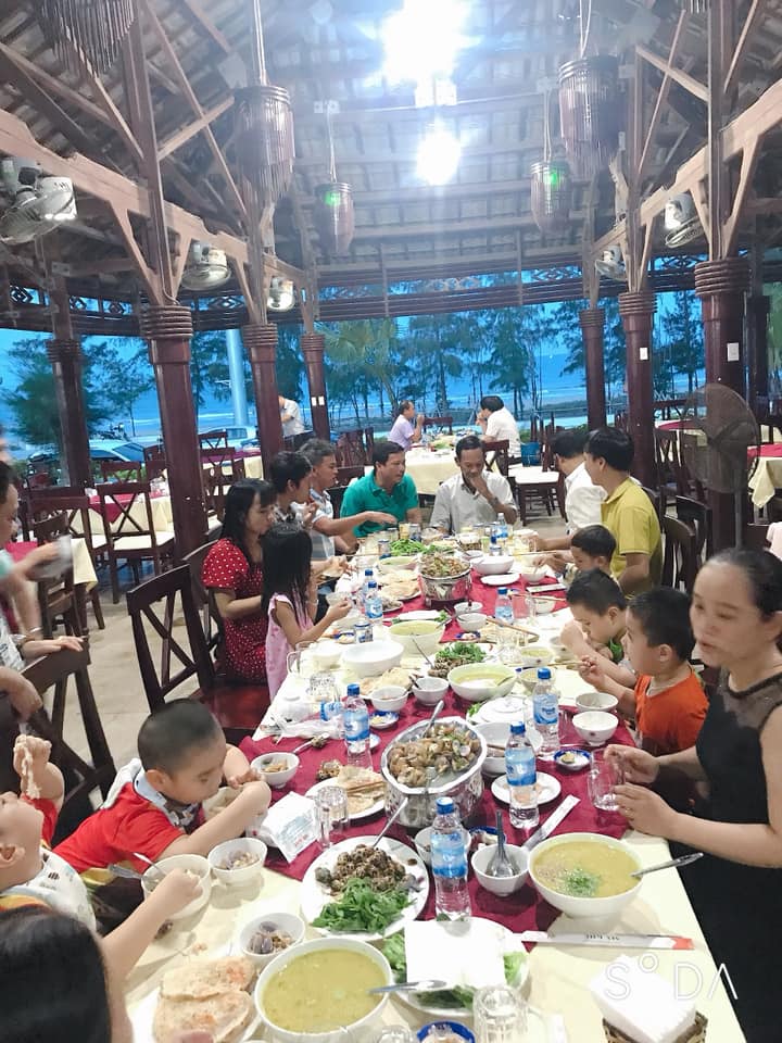 quán ăn ở bãi tắm mỹ khê quãng ngãi - Hình 1