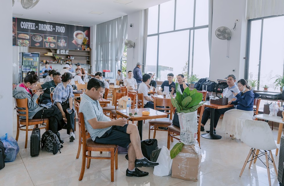 quán ăn ở cảng sa kỳ - Hình 2