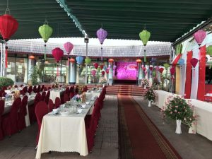 quán ăn ở công viên hòa bình