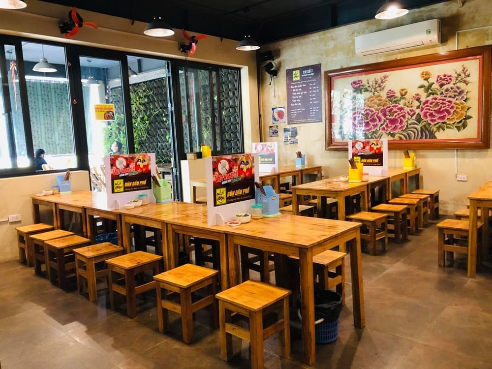 quán ăn ở đường hoàng quốc việt - Hình 1