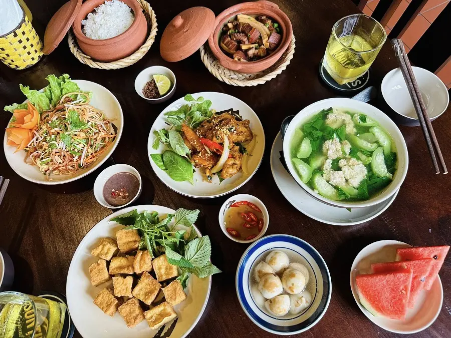 quán ăn ở đường kim mã - Hình 2