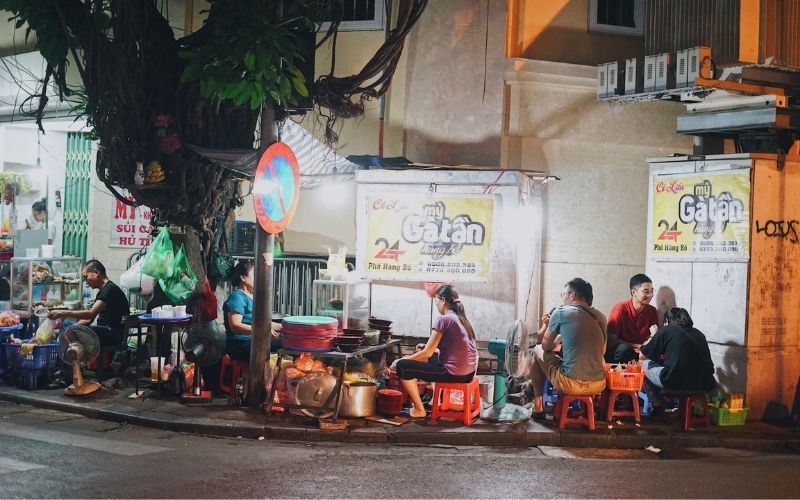 quán ăn ở đường quận hoàn kiếm - Hình 4