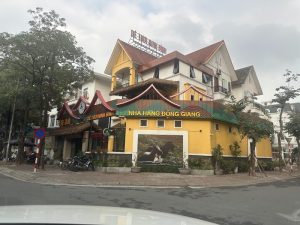 quán ăn ở khu đô thị việt hưng